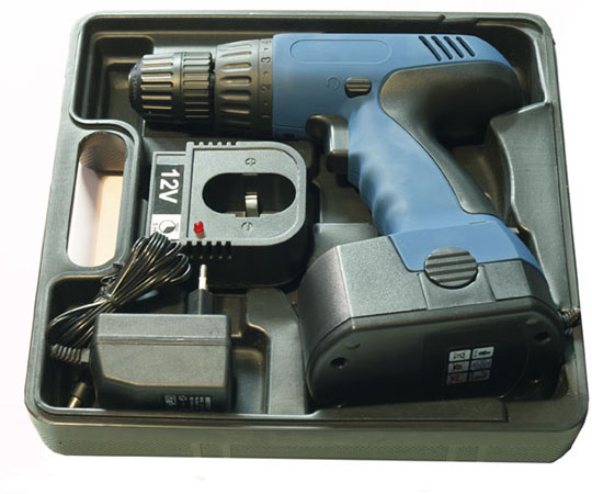 Taladro con carga a 12v